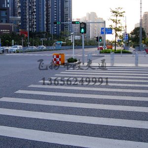 說一說蘇州道路劃線劃分為哪些？對應(yīng)表示什么？