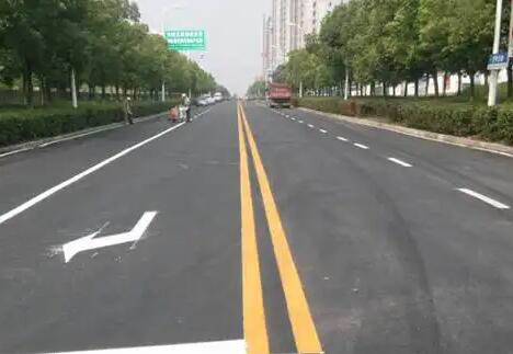 蘇州道路劃線的材料怎么樣選擇好的？