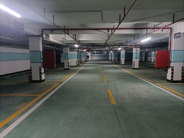 蘇州飛揚(yáng)市政交通設(shè)施有限公司車(chē)位劃線(xiàn)項(xiàng)目案例順利交付。